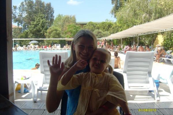 post-2500-094182100 1284826154_thumb.jpg